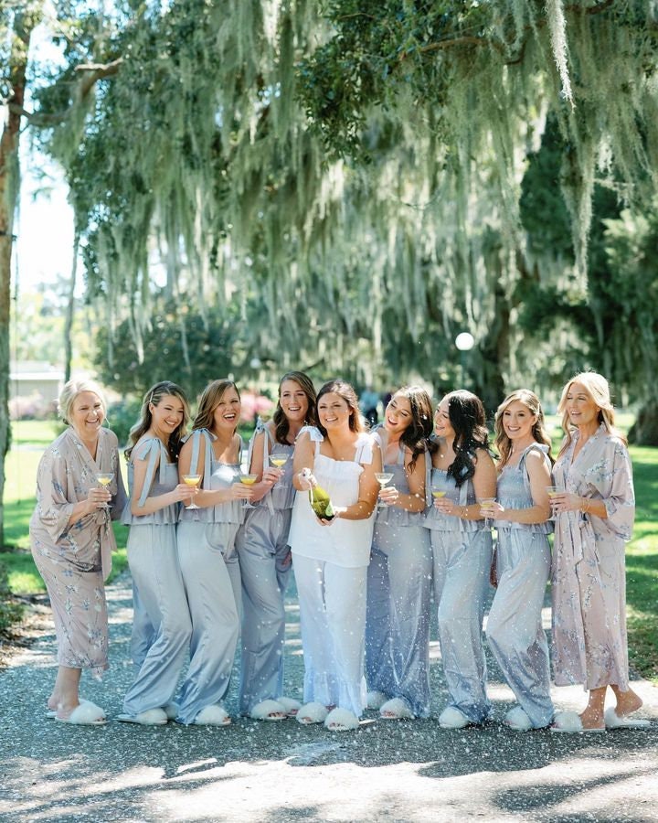 Light pink linen pajamas set/Bridesmaid linen pajamas/Bride linen set/Gift bride pajamas/Bridesmaid pajamas monogrammed/Bridesmaid pink set